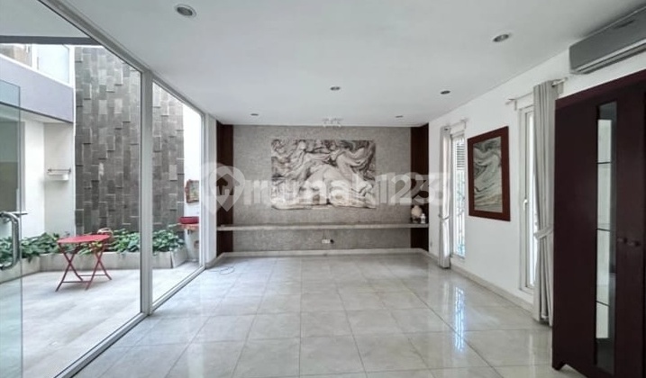 For Rent Cozy and Strategic House in Raffles Hills Cibubur For Rent Cozy and Strategic House in Raffles Hills Cibubur