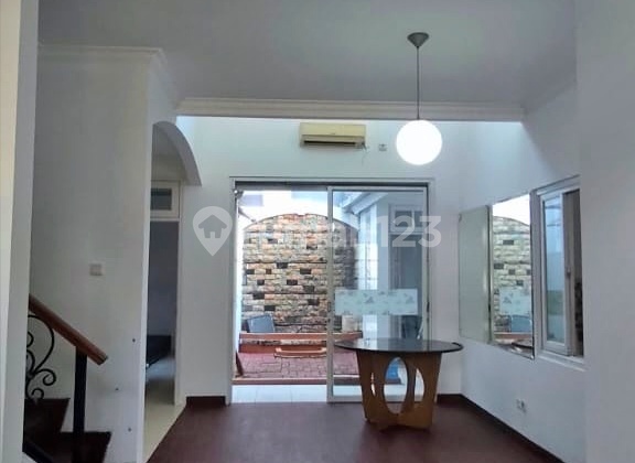 Rumah Strategis di Legenda Wisata Cibubur Harga Mantul Siap Huni 2