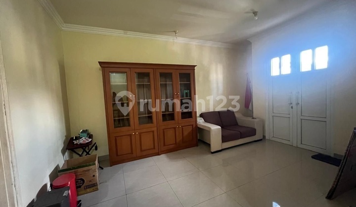 Rumah Nyaman Terawat Harga Murah di Raffles Hills Cibubur 2