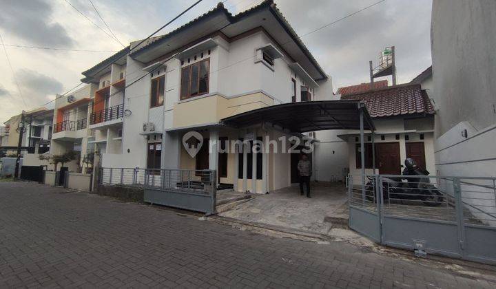 Rumah 2 Lantai Perumahan Dekat UGM Jogja Kota Sleman Yogyakarta