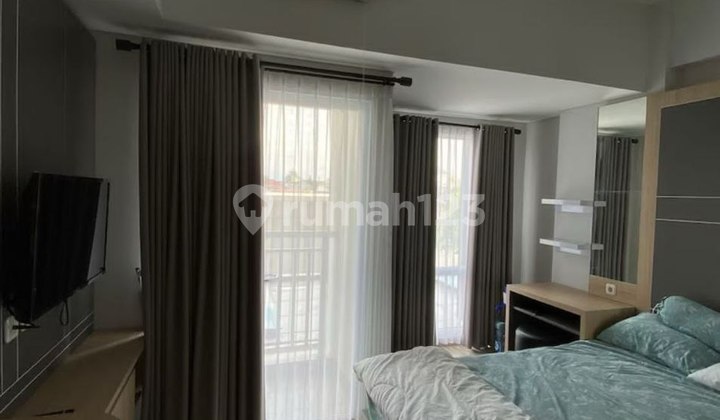 Apartemen Studio full furnished view Swimming Pool di Jalan Kaliurang Ngaglik Sleman 1