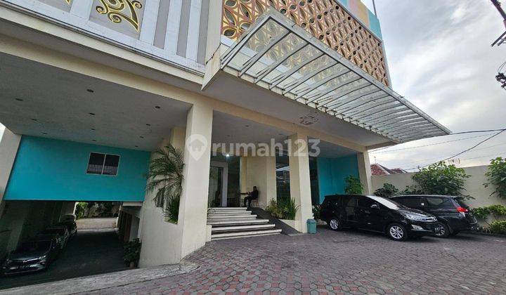 Hotel 4 Lantai SHM Bintang 3 Dekat Malioboro Ngampilan Yogyakarta 1