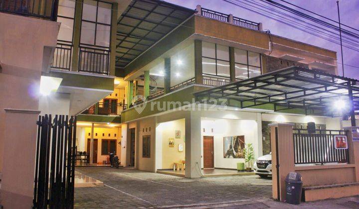 Kost Exclusive 2 Lantai Rumah Induk Dekat Kampus Ugm Depok Sleman  2