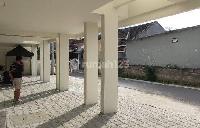 Kos Eksklusif Full Furnished Dalam Ringroad Maguwoharjo Depok Sleman  2