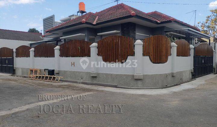 Rumah Hook Perum Candi Indah Jetis Wedomartani Ngemplak Sleman 2