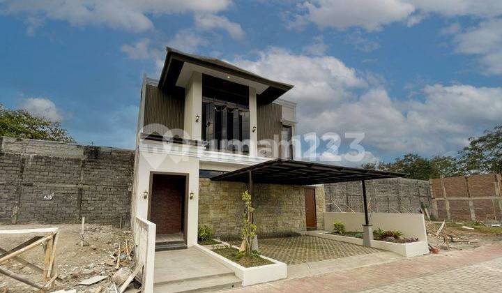 Rumah Mewah 2 Lantai Dalam Perum Di Mlati Sleman Dekat UGM 2