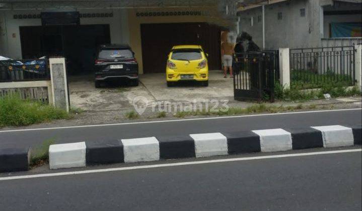 Ruko Kantor 2 Lantai Disewakan di Pinggir Jalan di Ringroad Utara Trihanggo Gamping Sleman 1