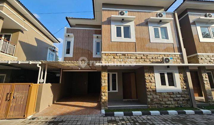 Rumah 2 Lantai Furnished Sertifikat Hak Milik di Jl. Kaliurang Sleman 1