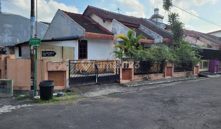 Rumah Secondary Luas Dalam Perumahan di Jalan Damai Sinduharjo Ngaglik Sleman Yogyakarta 2