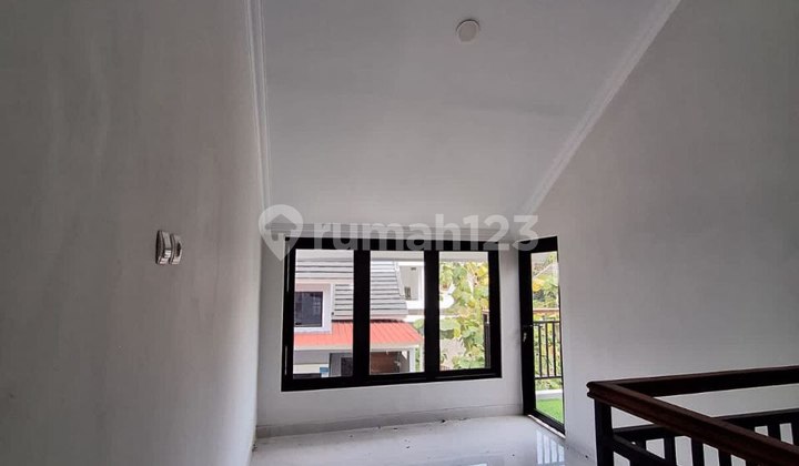 Scandinavian Mezzanine House UMY Campus Southern Ringroad Kasihan 2