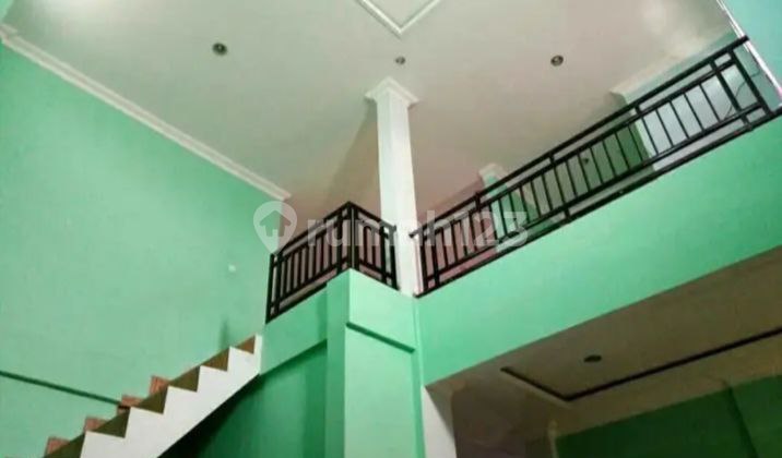 Rumah Induk Kos dan Ruang Usaha 3 Lantai dekat UII Jalan Kaliurang Ngaglik Sleman Rumah Induk Kos dan Ruang Usaha 3 Lantai dekat UII Jalan Kaliurang Ngaglik Sleman