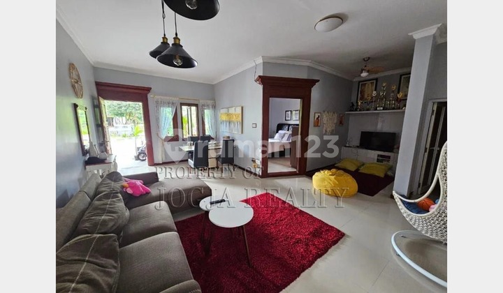 Luxury House in a Housing Estate Near Malioboro Tegalrejo Yogyakarta 2