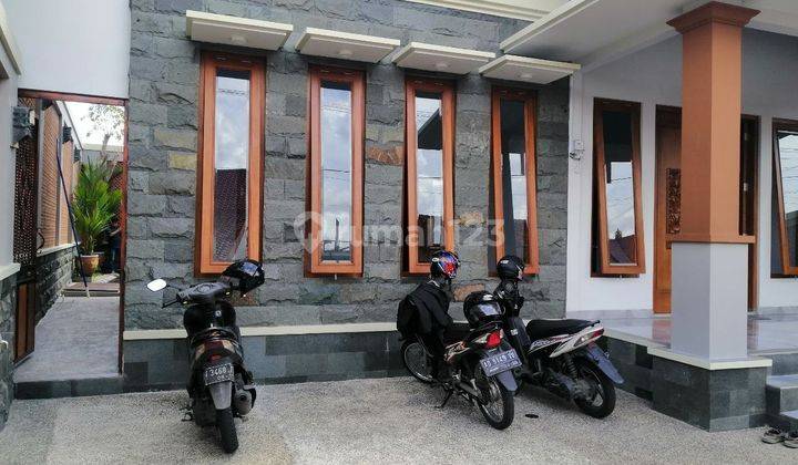 Rumah Mewah Dengan Kolam Renang di Baciro Gondokusuman Yogyakarta 2