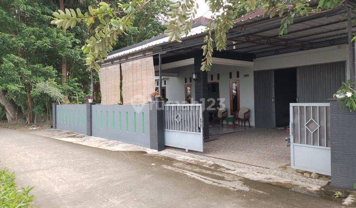 Rumah Bagus Unfurnished SHM di Jl Wates Km 10, Bantul Yogyakarta 1