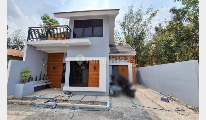 Rumah Mezzanine Skandinavia Kampus UMY Ringroad Selatan Kasihan 1