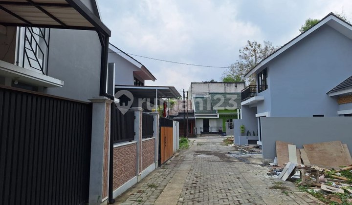 Rumah Mezzanine Skandinavia Kampus UMY Ringroad Selatan Kasihan Rumah Mezzanine Skandinavia Kampus UMY Ringroad Selatan Kasihan