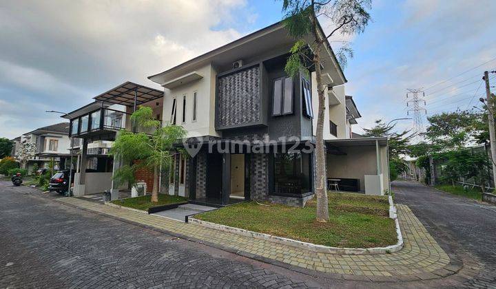 Rumah Mewah Siap Huni Dalam Cluster Elite Jalan Palagan Sardonoharjo Ngaglik Sleman Yogyakarta 1