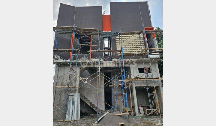 KOST EKSKLUSIF FULLY FURNISHED CONDONGCATUR DEKAT KAMPUS UGM 