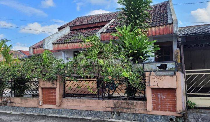 Rumah Secondary Luas Dalam Perumahan di Jalan Damai Sinduharjo Ngaglik Sleman Yogyakarta 1