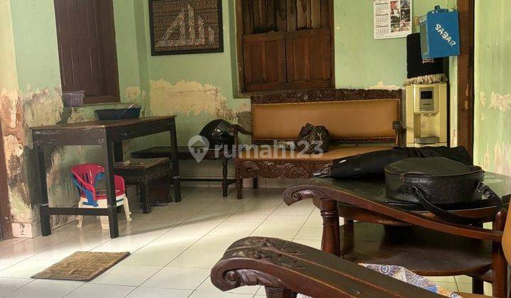 Rumah Antik Bangunan Lama di Area Kraton Pakualaman Gunung Ketur Yogyakarta 1