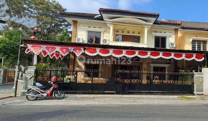  Rumah 2 Lantai Disewakan Full Furnished di Condongcatur Depok Sleman 1