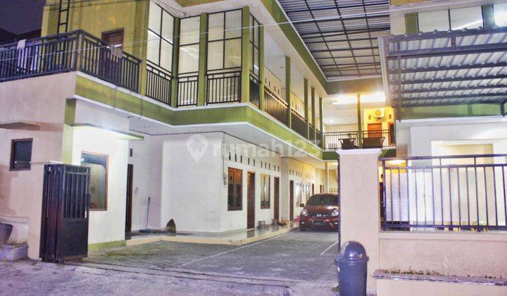 Kost Exclusive 2 Lantai Rumah Induk Dekat Kampus Ugm Depok Sleman  1