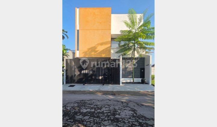 Rumah Mewah Semi Furnished Jalan Damai Ngaglik Sleman View Merapi