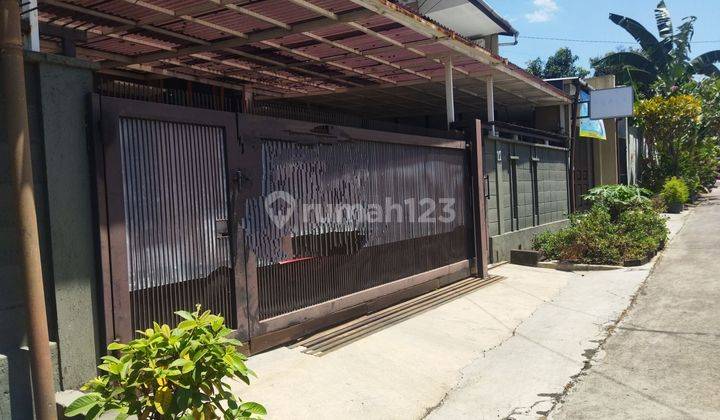 MENARIK.DI JUAL RUMAH 2 LANTAI TERAWAT PUSAT KOTA DI BANDUNG KOTA 2