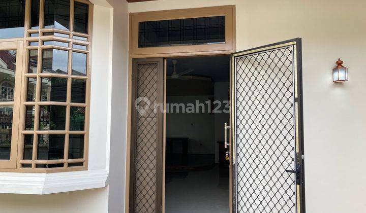 Rumah 2 Lt Puri Kencana Rapih Tinggal Masuk Terawat 2