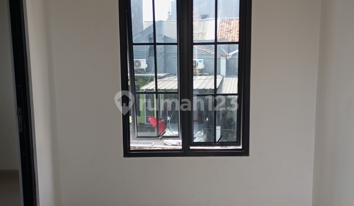 Rumah Cluster Modern Bebas Banjir Di Kalisari Jaktim 2