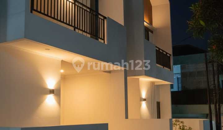 Scandinavian Modern Siap Huni Lingkungan Bebas Banjir dan Aman 2