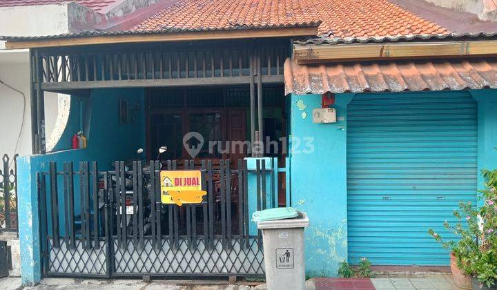 Rumah lawas di pondok bambu jakarta timur non cluster strategis 1