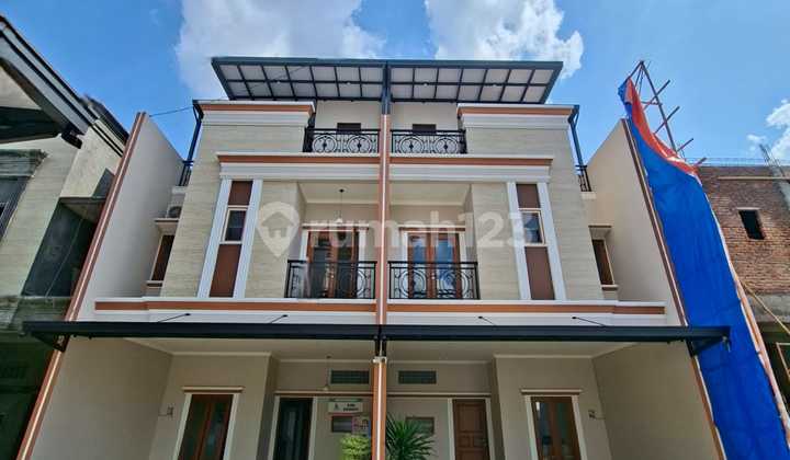 New Modern Celesik House in a Strategic Flood-Free Cluster 2