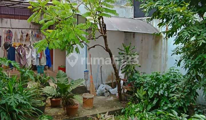 Tanah Luas Satu Lantai Dalam Komplek Perumahan Strategis Aman  2