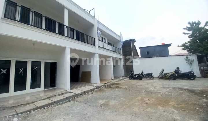 3 Lantai Modern Dalam Cluster Strategis Bebas Banjir Aman