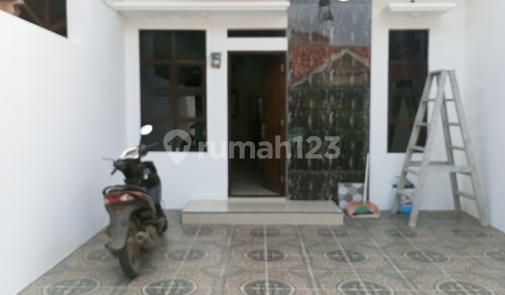 American Celasik Baru Siap Huni Dalam Komplek Perumahan Aman American Celasik Baru Siap Huni Dalam Komplek Perumahan Aman