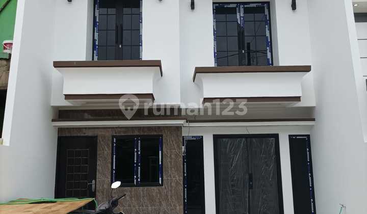 Modern Siap Huni Dalam Komplek Bebas Banjir Dan Strategis Aman 1