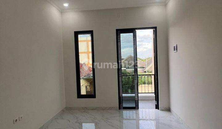 Rumah Minimalis 2 Lantai Strategis Siap Huni Di Kodau 2