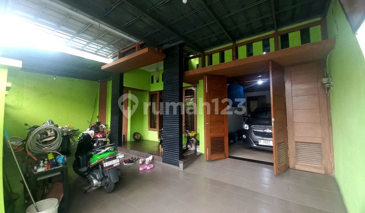 Rumah Murah 2.5 Lantai Strategis Bagus Siap Huni 2