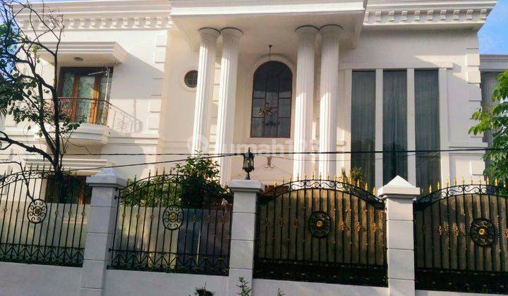 Rumah Mewah Di Hoek Jalan Boulevard SHM Siap Huni 2