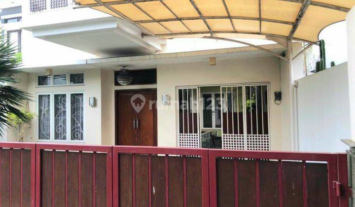 Rumah Cantik Harga Menarik Bagus Di komplek Pondok Kelapa  2