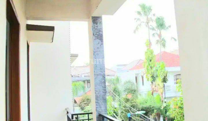 Jual Cepat Owner (BU) Rumah Murah Di Hoek 2 Lantai Bagus Siap Huni  2