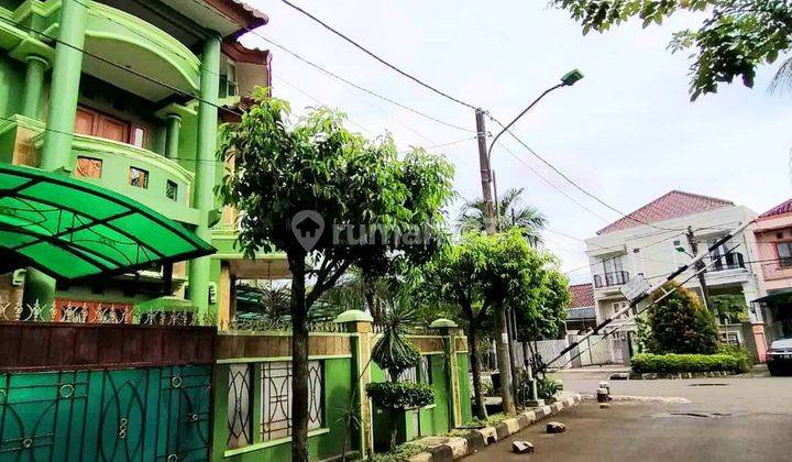 Rumah Mewah Harga Terjangkau Bagus Siap Huni  Dalam Perumahan  2