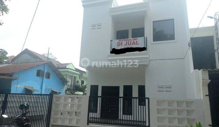 Rumah Minimalis 2 Lantai Murah Bagus Siap Huni  2