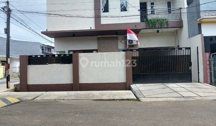 Rumah Murah 2 Lantai Strategis Bagus Siap Huni 1