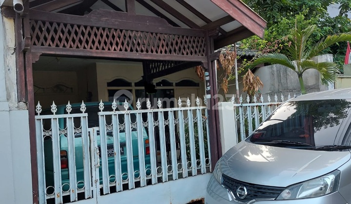Rumah Murah 1.5 Lantai Nyaman Asri Dekat Akses Toll Becakayu Pondok Kelapa