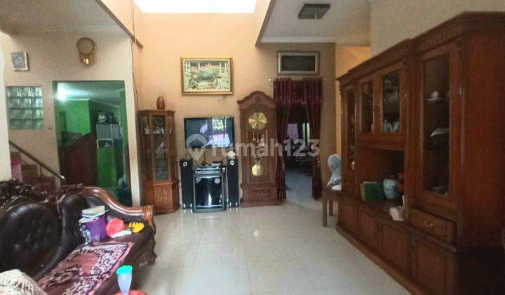 Rumah Second Murah 2 Lantai  Bagus Siap Huni Billymoon  2