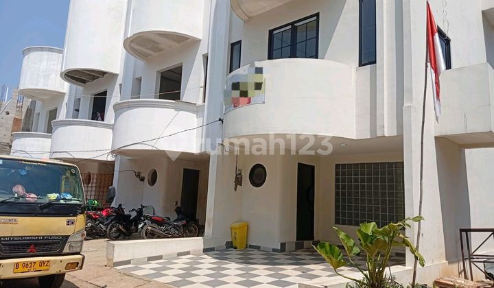 Rumah Klasik Murah Dalam Cluster Bagus Siap Huni Pondok Rumah Klasik Murah Dalam Cluster Bagus Siap Huni Pondok