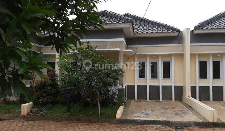 Rumah cluster ada kolam renangnya aman nyaman jatiasih 1