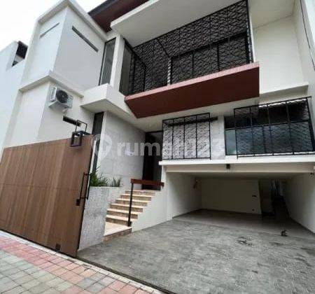 Rumah Minimalis Modern Tropis Siap Huni Di Kemang 1